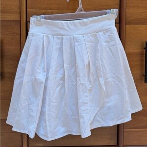 J. Crew Factory White Pleated Active Skort
